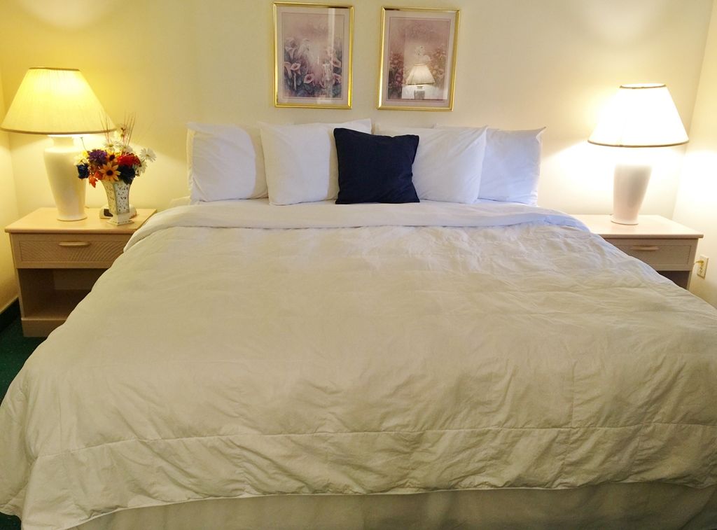 Americas Best Value Inn & Suites - Bluffton Quarto foto